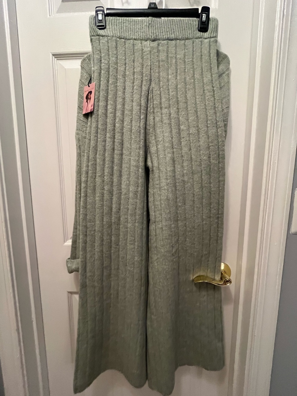 NWT Sincerely Jules  2piece Ribbed Knit Wide-Leg Pants & Sweater Set in Sage - Picture 4 of 8